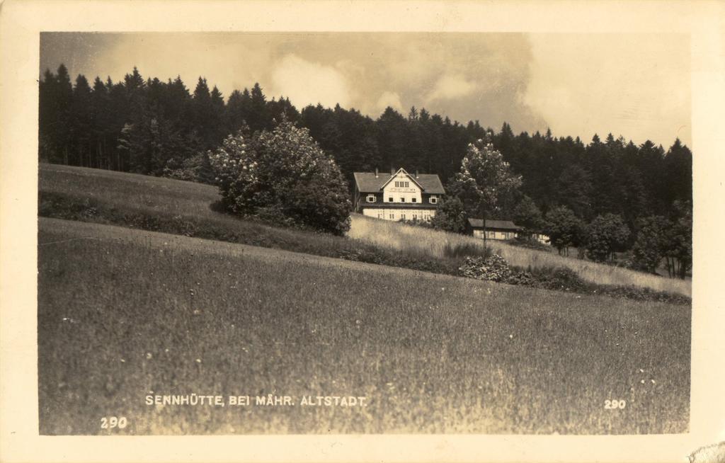 Horska Chata Navrsi Hotel Stare Mesto  Exterior photo